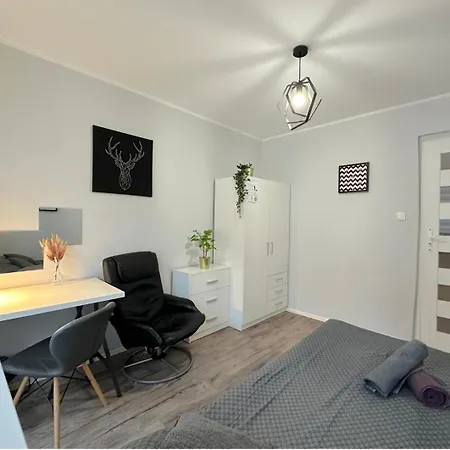 Jager 10 Min To Old Town Gdansk,pkp & Shopping Mall