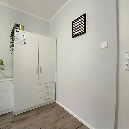 Jager 10 Min To Old Town Gdansk,pkp & Shopping Mall