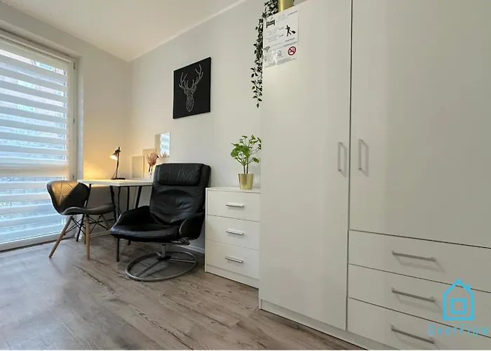 Jager 10 Min To Old Town Gdansk,pkp & Shopping Mall ホームステイ